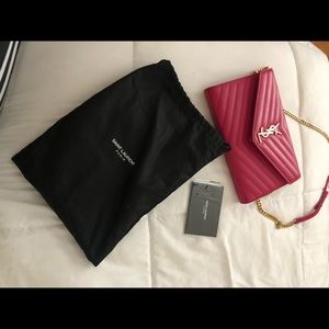 YSL bag, uses few times but it great condition